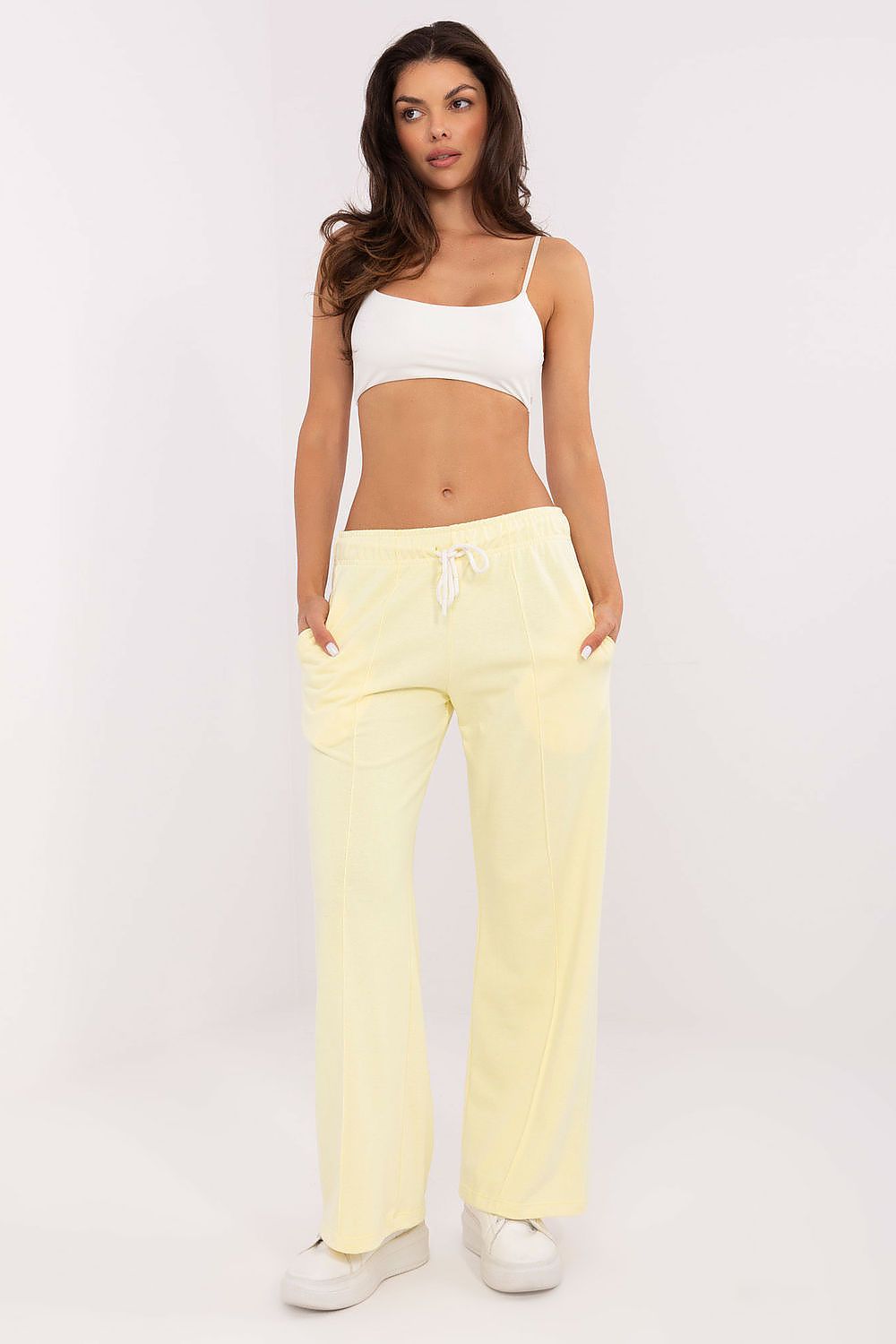Tracksuit trousers model 215573 Relevance