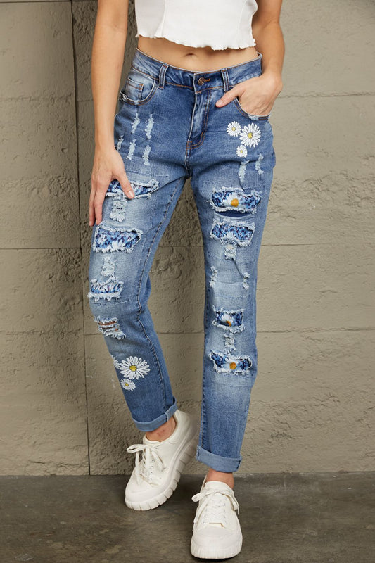 Baeful Printed Patch Distressed Boyfriend Jeans Light