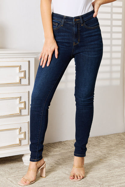 Judy Blue Full Size Skinny Jeans with Pockets