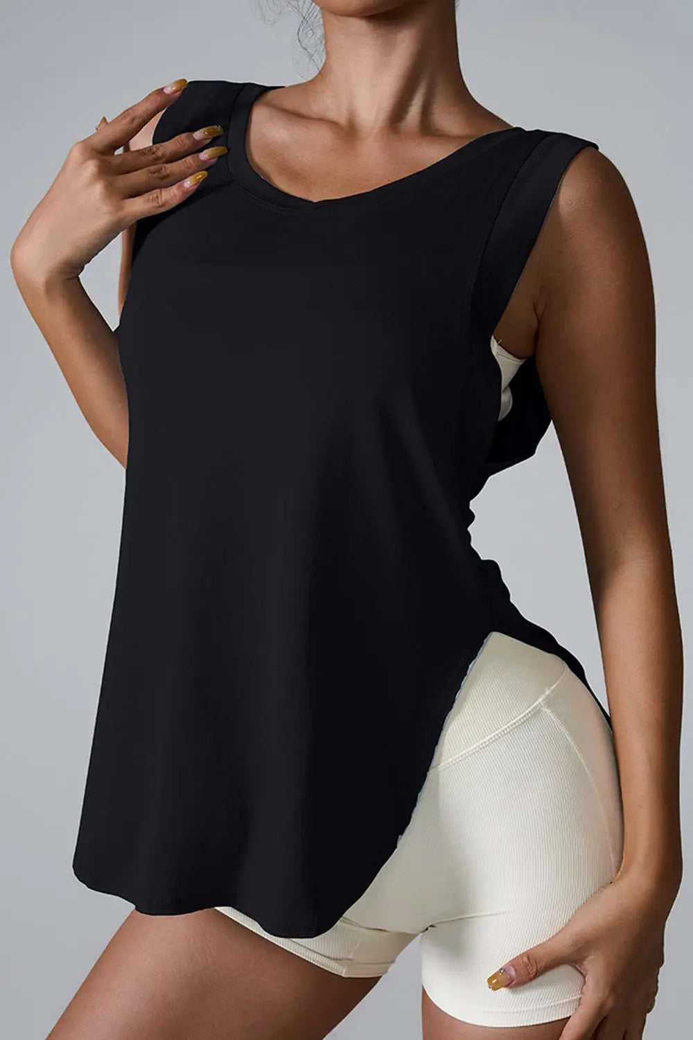 Slit Round Neck Active Tank Black