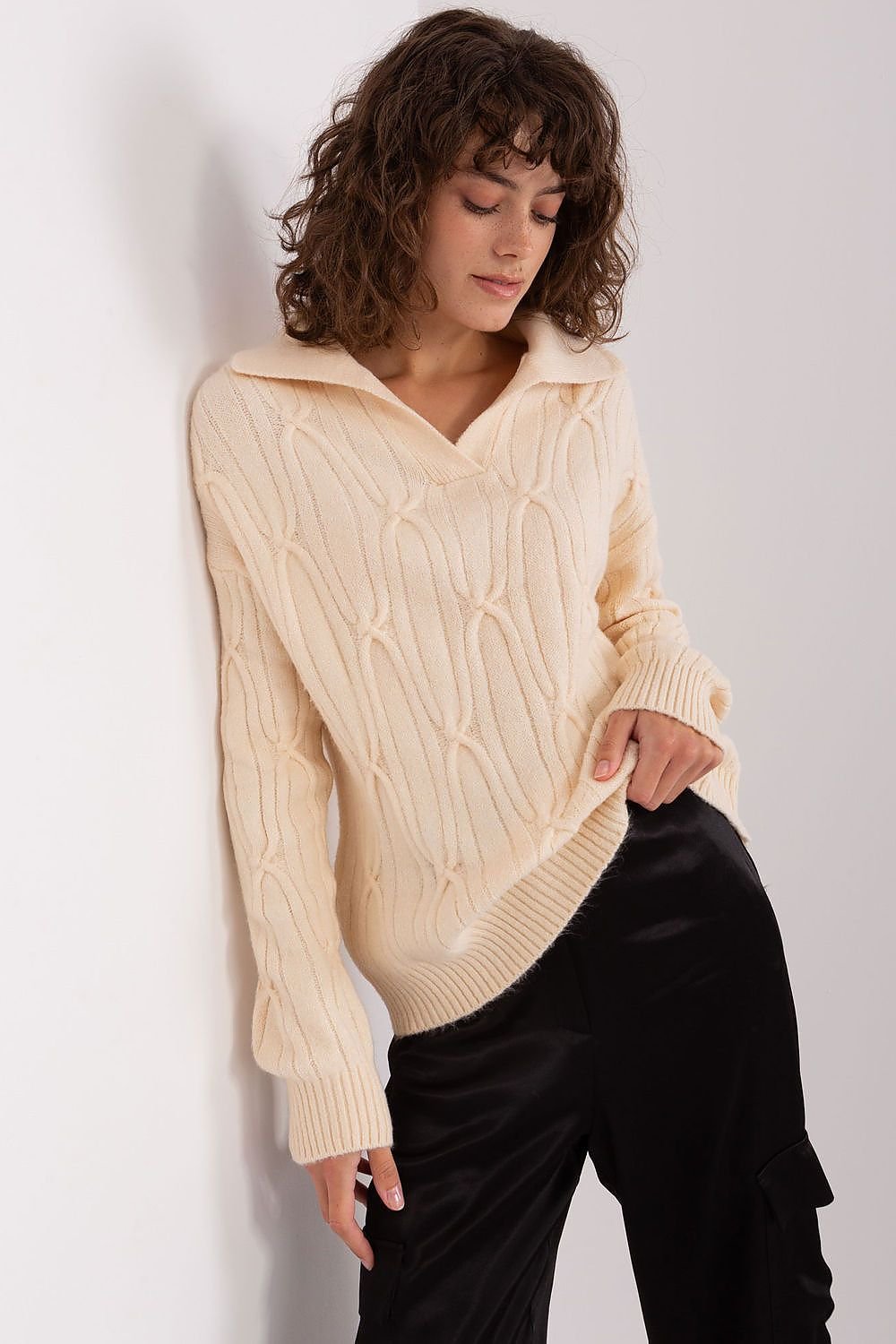 Elegant Variegated Women's Sweater Model 188276 AT