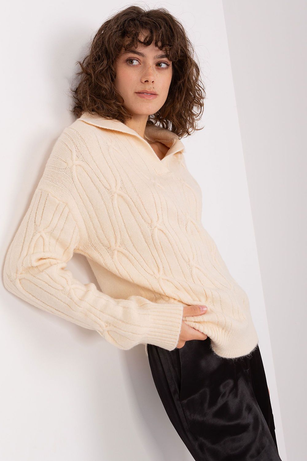 Elegant Variegated Women's Sweater Model 188276 AT